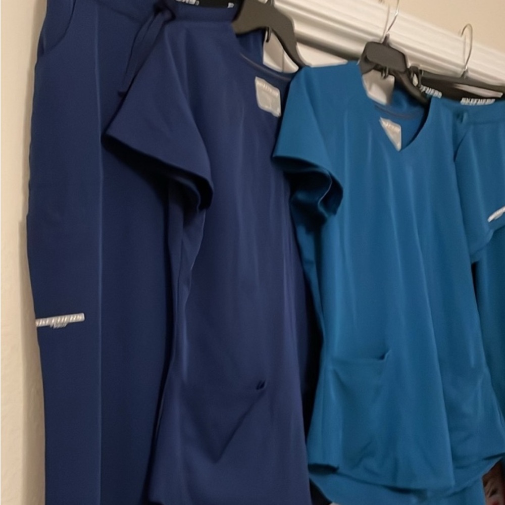 Skechers scrub